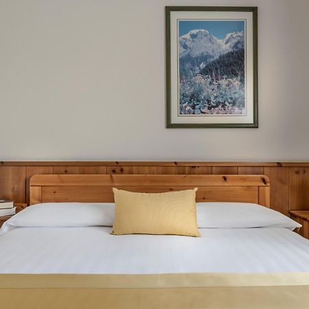 Hotel Cristallo Bormio Kültér fotó