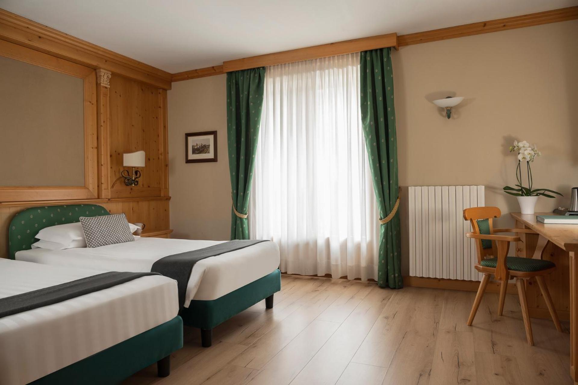 Hotel Cristallo Bormio Kültér fotó