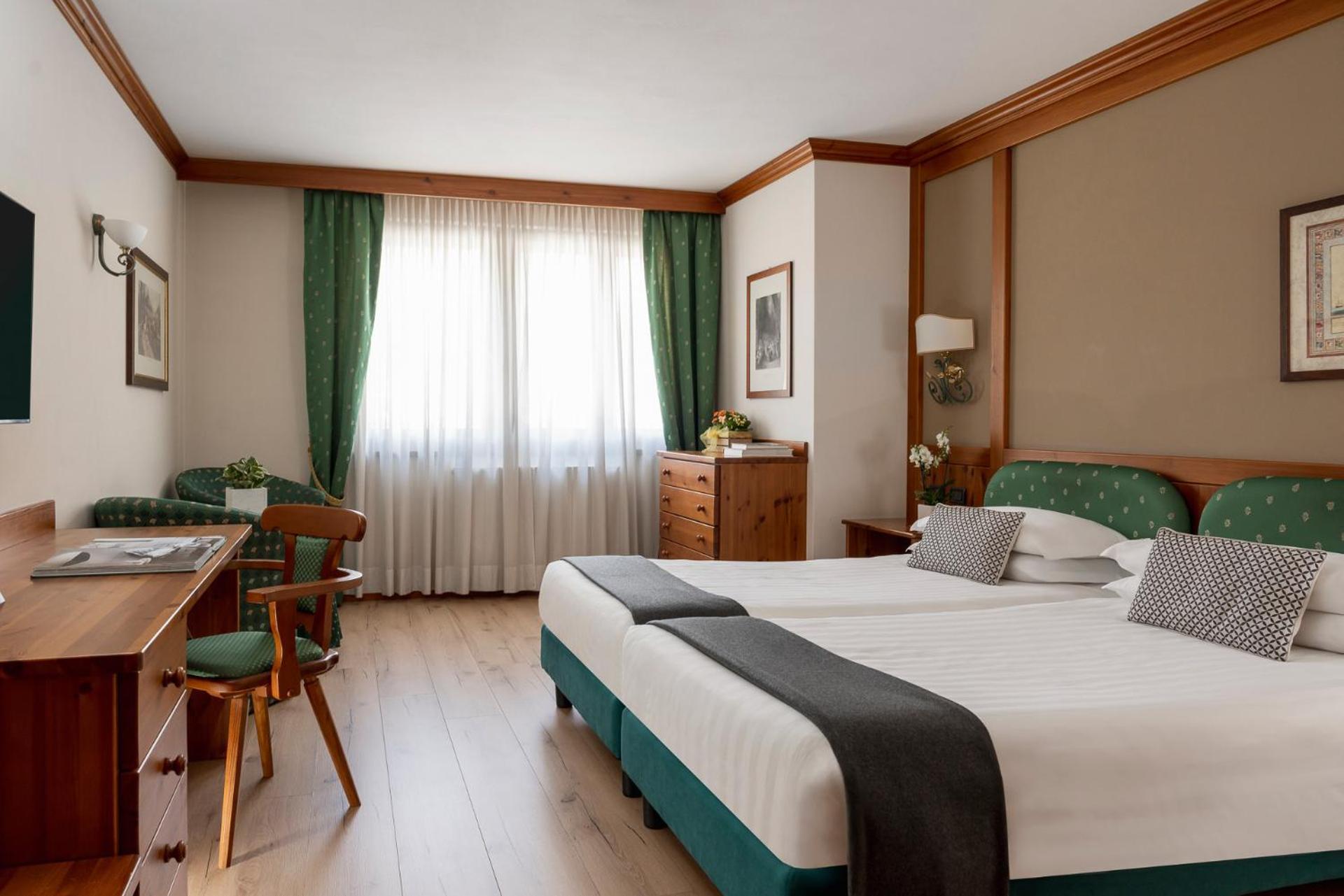 Hotel Cristallo Bormio Kültér fotó